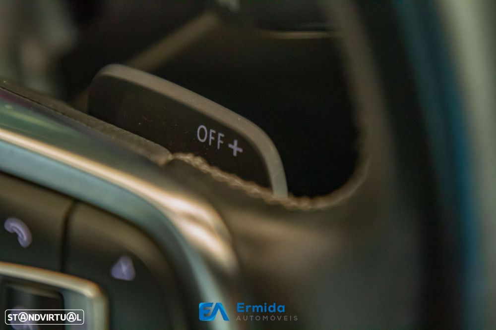 VW Golf 2.0 TDI GTD DSG - 37