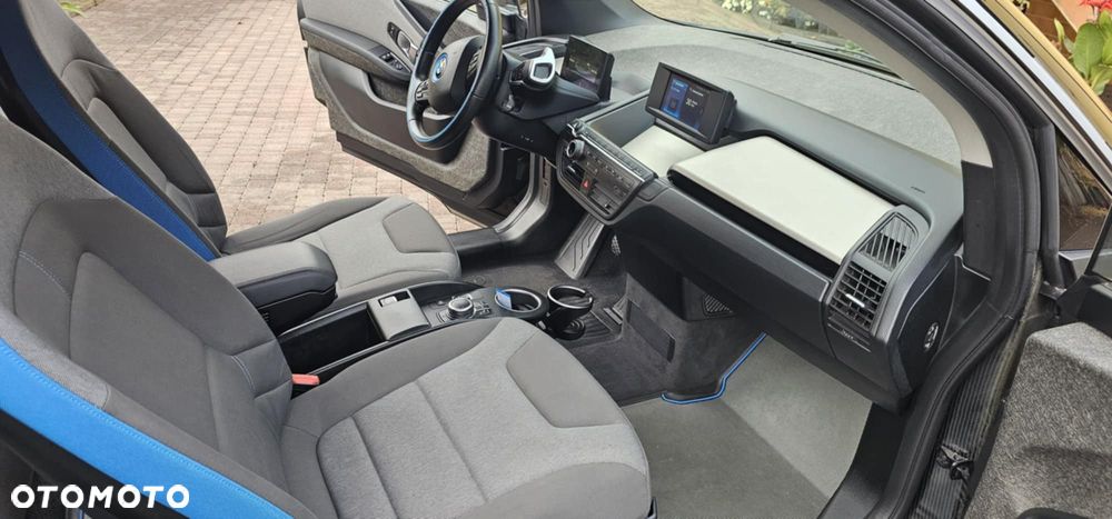 BMW i3 - 24