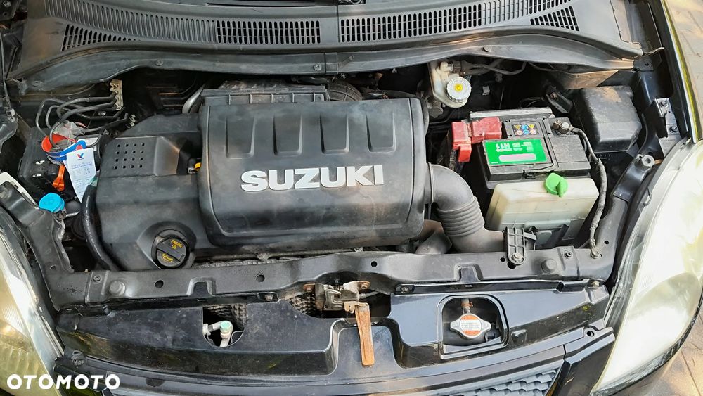 Suzuki Swift 1.6 Sport - 18