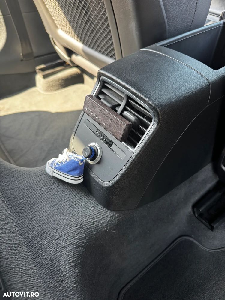 Audi A3 2.0 35 TDI S tronic Sport - 33