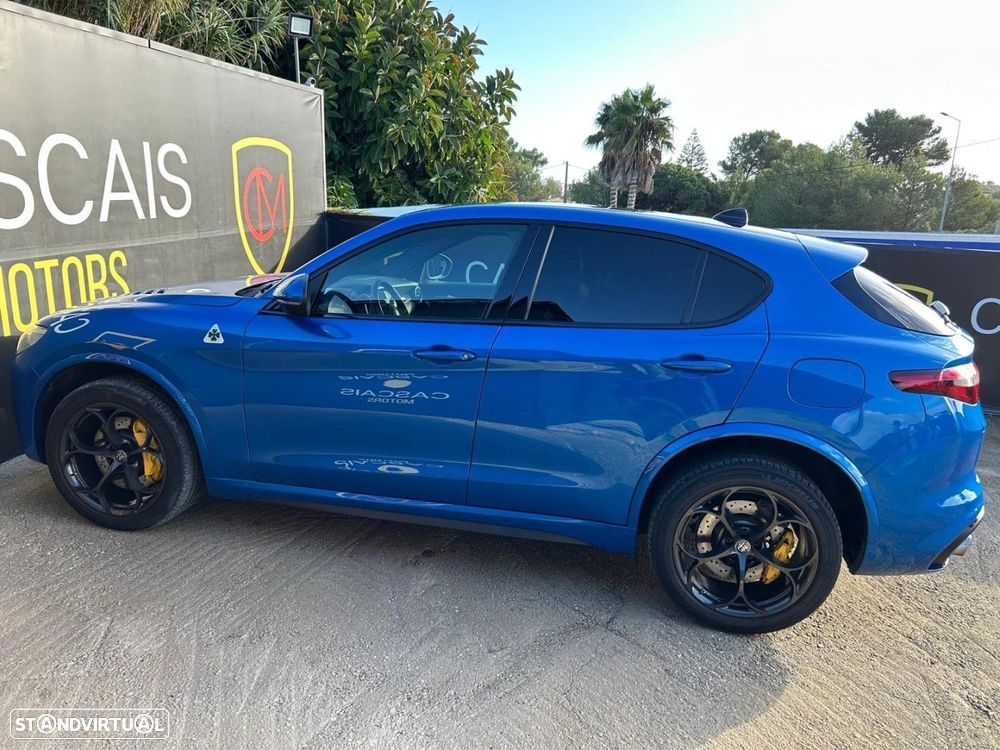 Alfa Romeo Stelvio V6 2.9 Bi-Turbo AT8-Q4 Quadrifoglio - 2