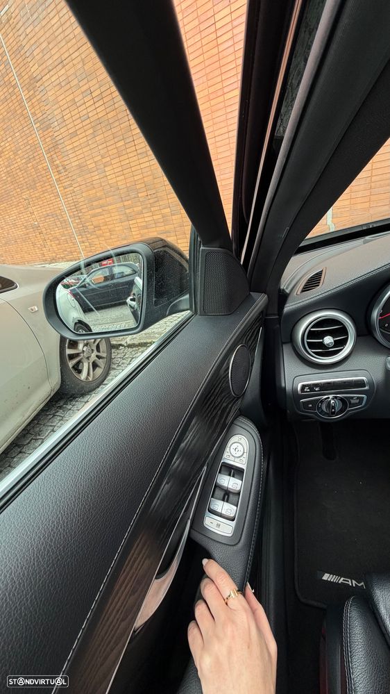 Mercedes-Benz C 300 h AMG Line - 31