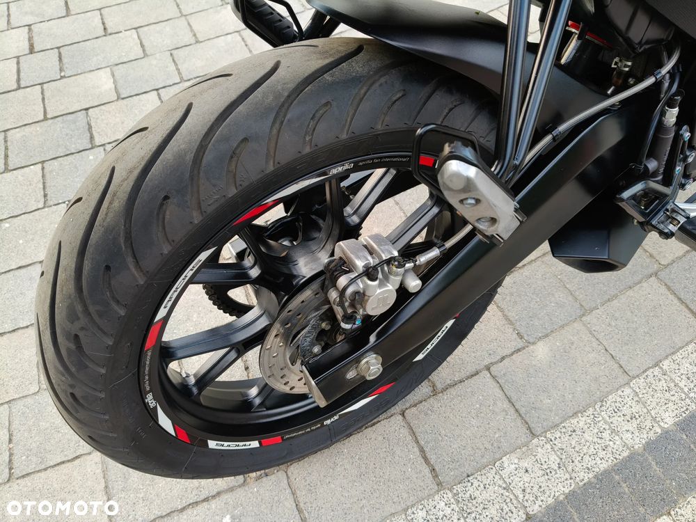 Aprilia Tuono - 20