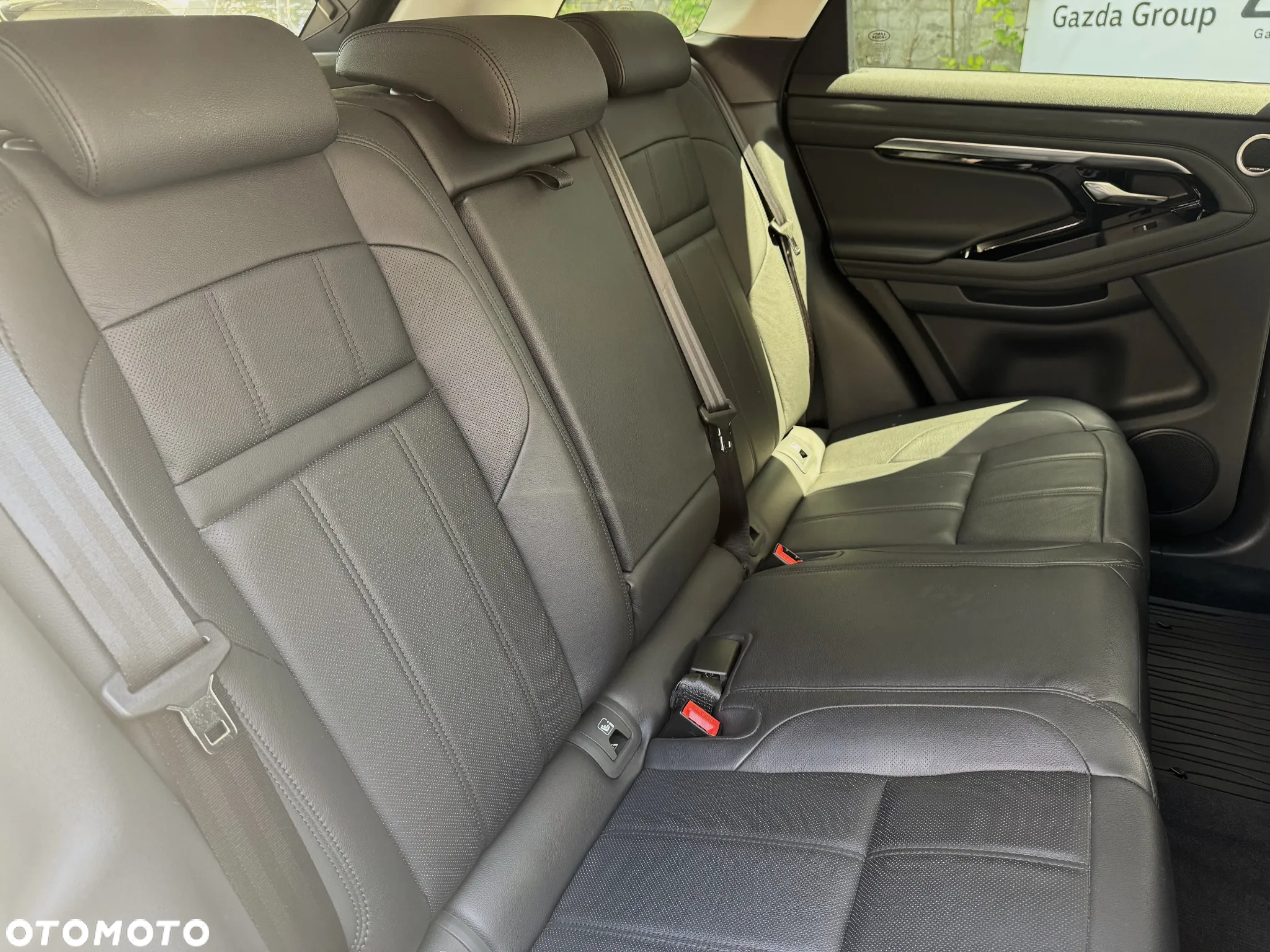 Land Rover Range Rover Evoque P200 SE - 14