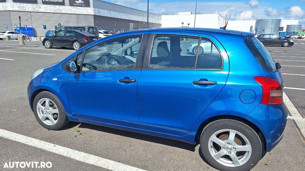 Toyota Yaris 1.3 Luna - 9