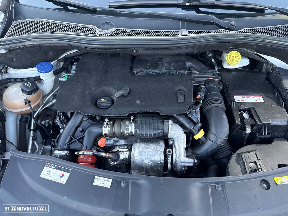 Peugeot 2008 e-HDi FAP 92 STOP & START Active - 28