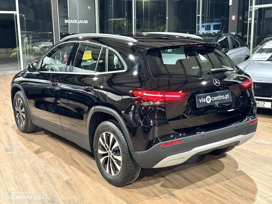 Mercedes-Benz GLA 250 e 8G-DCT Style - 4