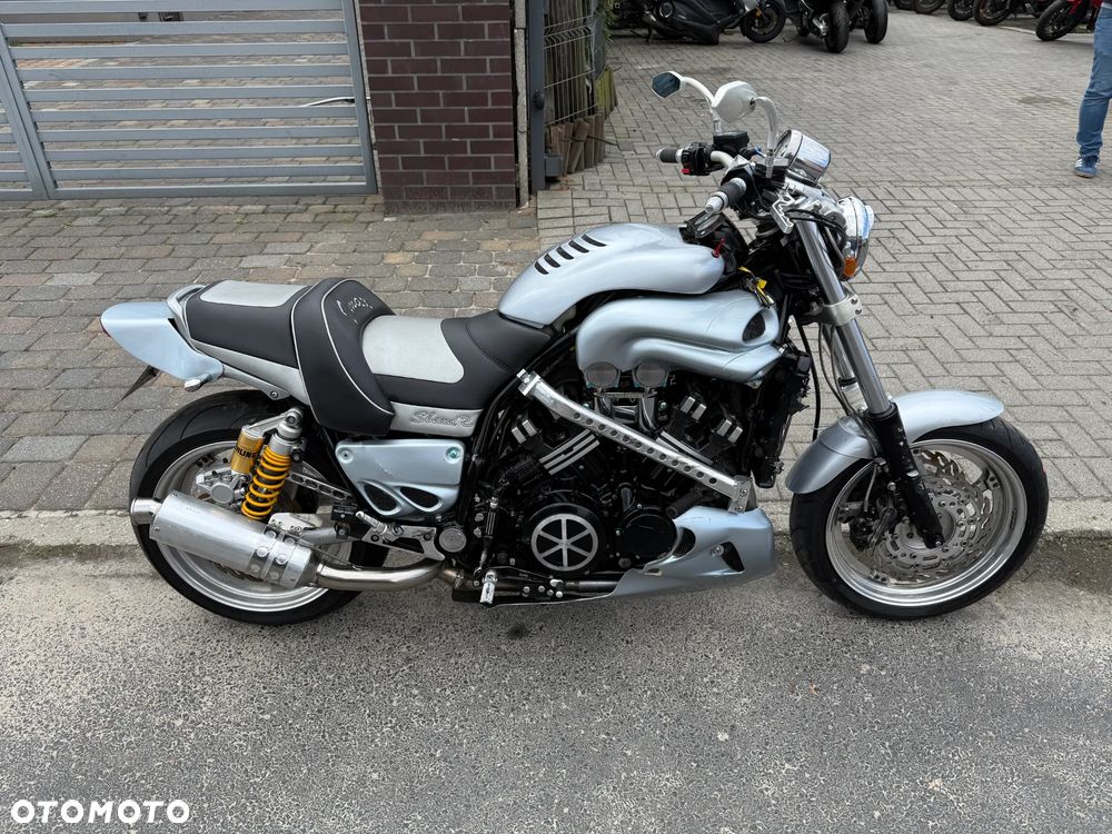Yamaha V-MAX - 5
