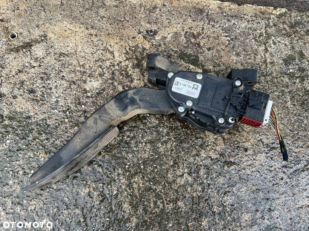 Pedał gazu przyspieszacza Opel Vectra C Signum 9186724 - 1