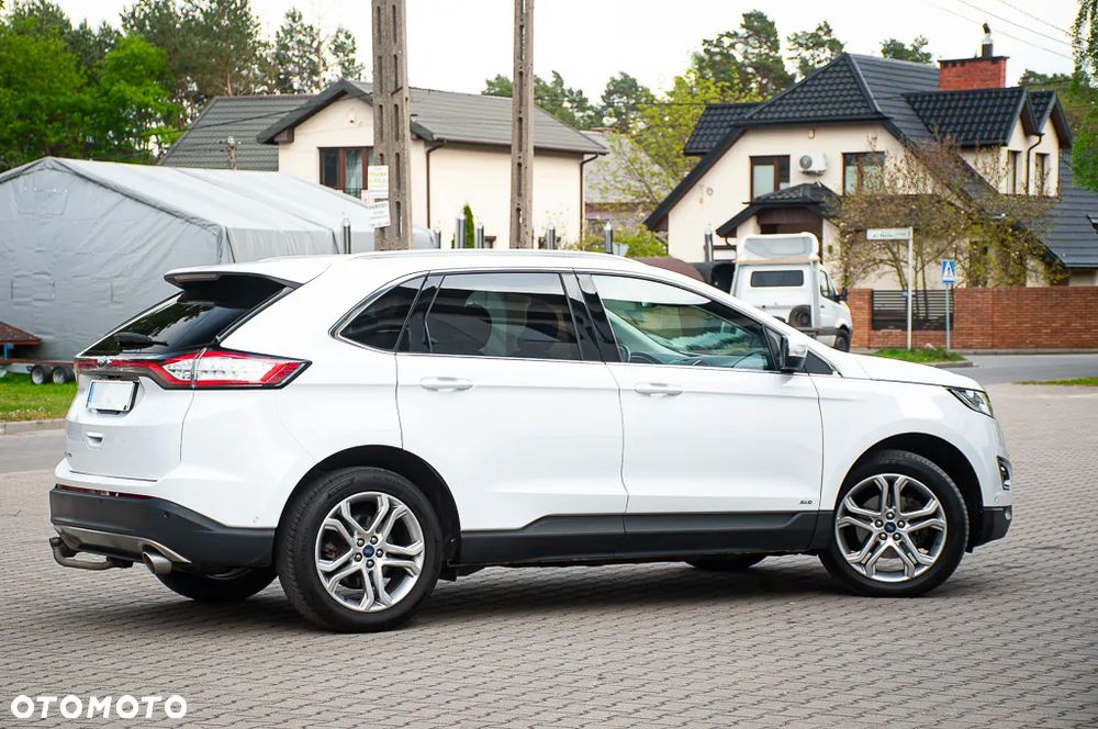 Ford Edge 2.0 TDCi 4x4 Titanium - 27