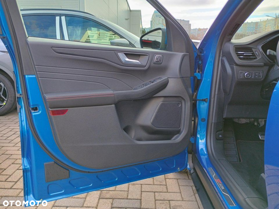 Ford Kuga - 8