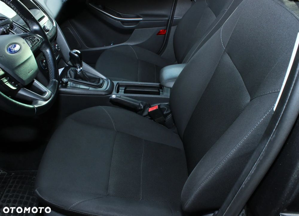 Ford Focus 1.0 EcoBoost Titanium ASS - 38