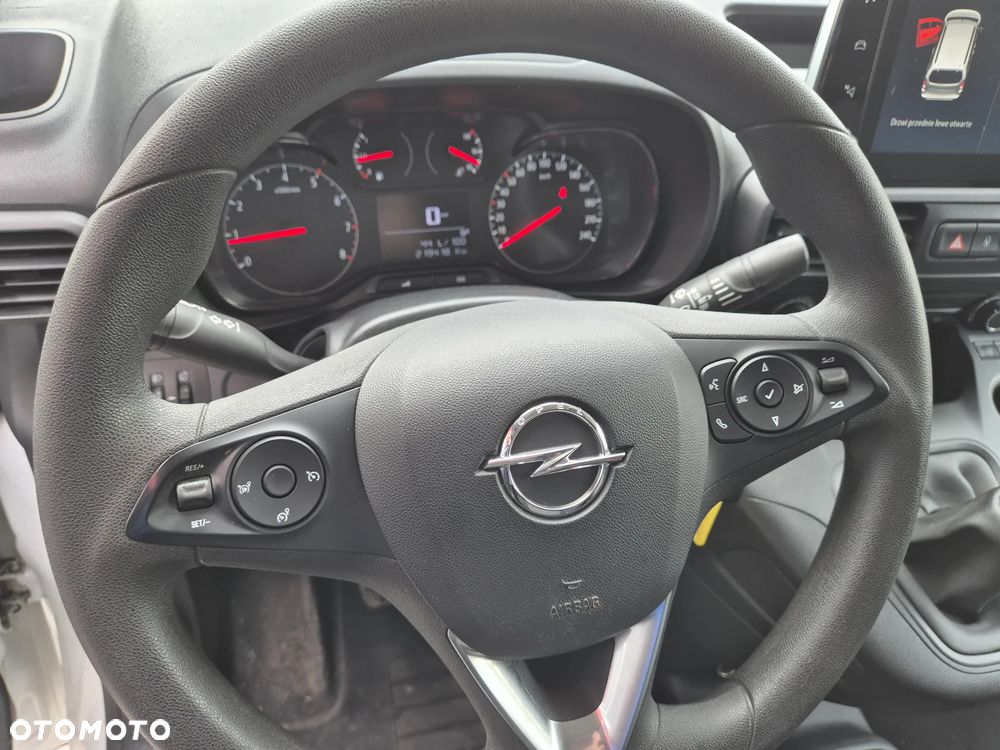 Opel COMBO - 29