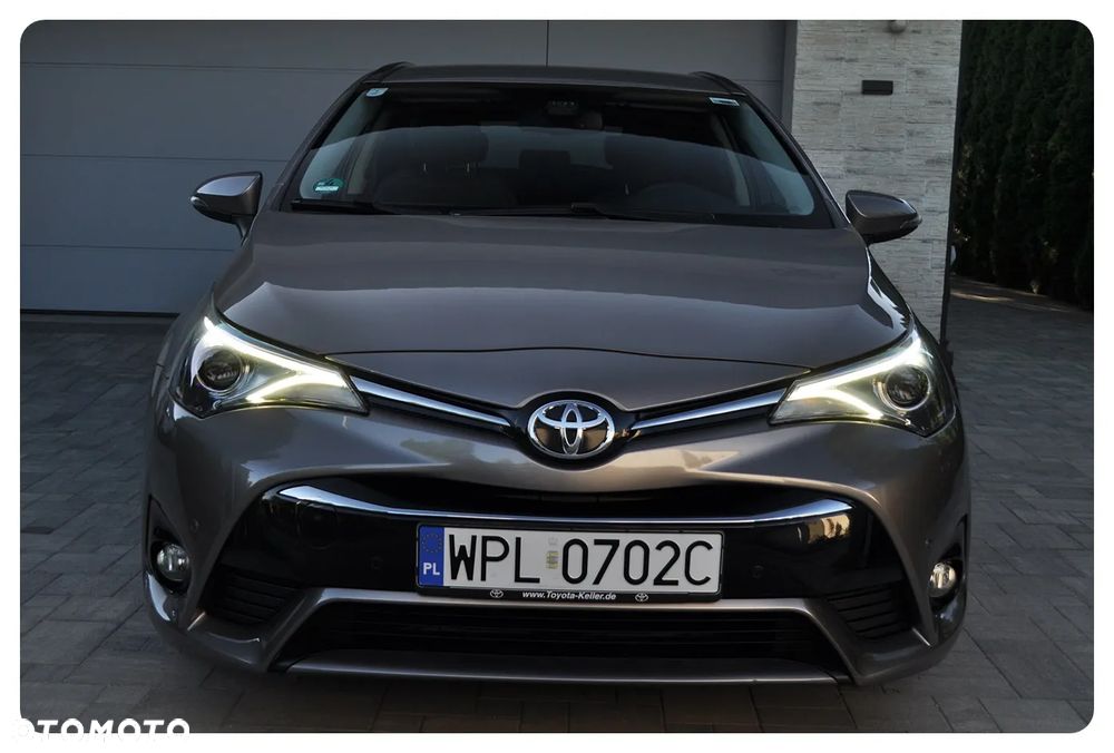 Toyota Avensis Touring Sports 1.8 Multidrive S Business Edition - 2