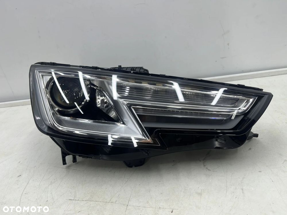 Lampa reflektor Audi A4 B9 8w 15-19r. PRAWA przednia XENON KSENON + LED oryginalna EUROPA prawy przó - 1