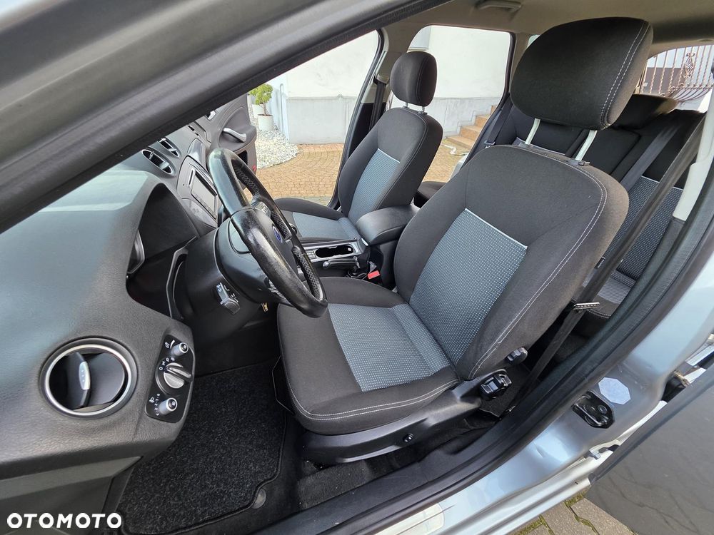 Ford Mondeo 2.0 TDCi Ambiente - 33