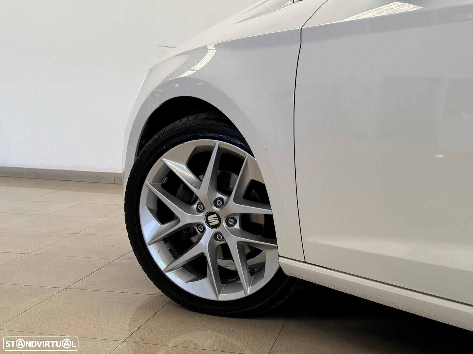 SEAT Leon ST 2.0 TDI FR S/S - 14