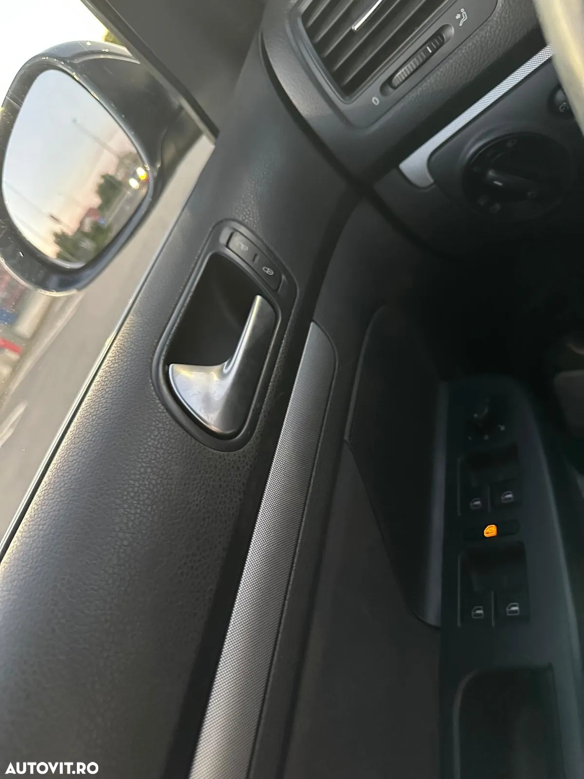 Volkswagen Jetta 1.4 TSI Comfortline - 9