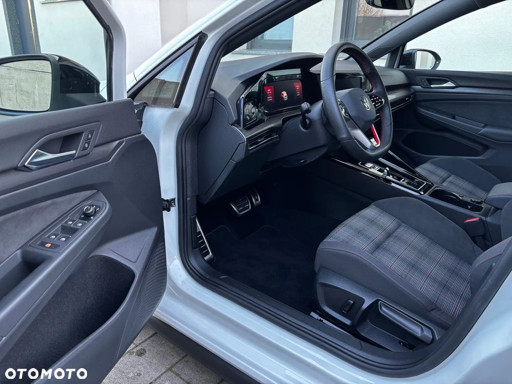 Volkswagen Golf VIII 2.0 TSI GTI DSG - 10