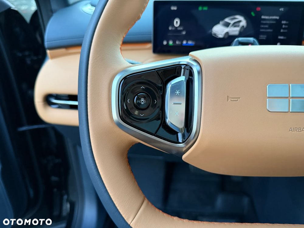 Geely Starray EM-i 1.5 PHEV Max - 13