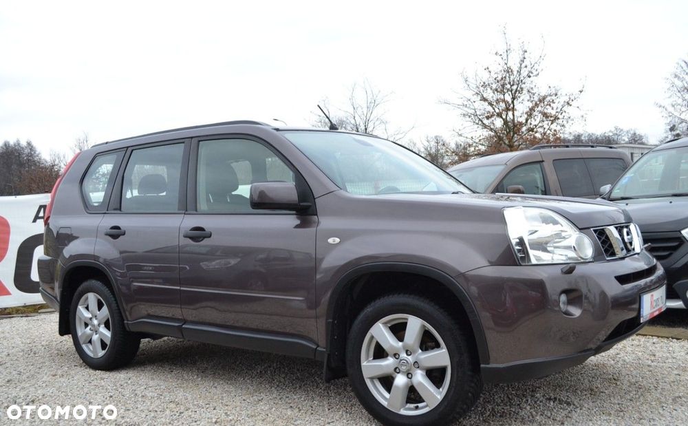Nissan X-Trail 2.0 dCi 4x4 DPF Automatik LE - 11