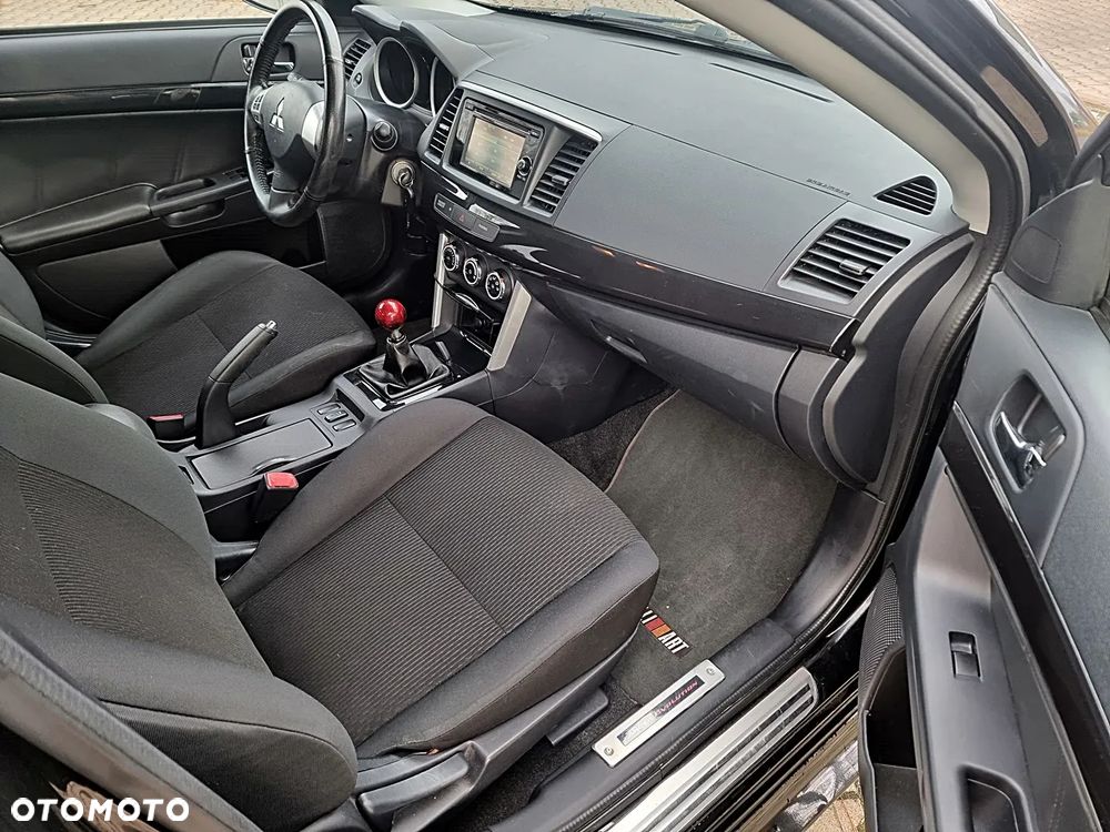 Mitsubishi Lancer - 18