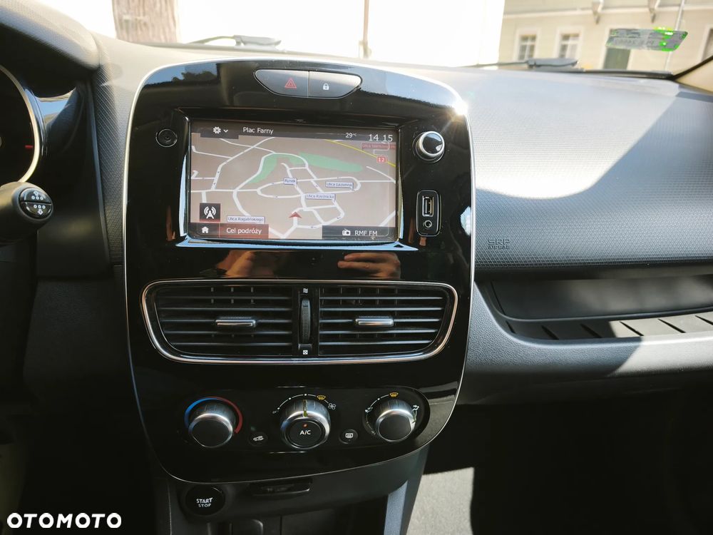Renault Clio - 16