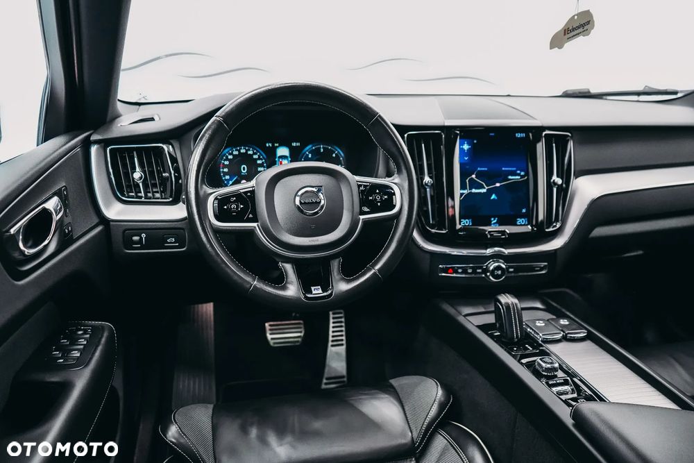 Volvo XC 60 B4 D AWD Geartronic RDesign - 18