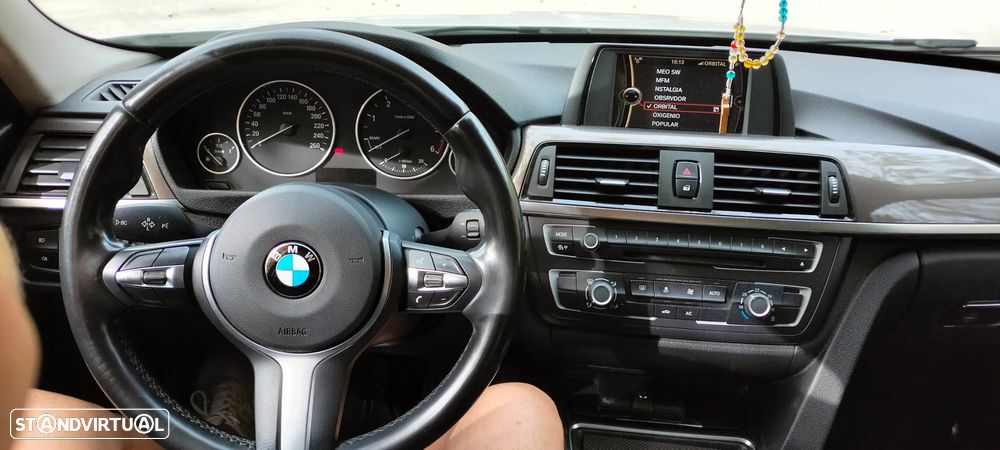 BMW 318 d Line Modern - 13