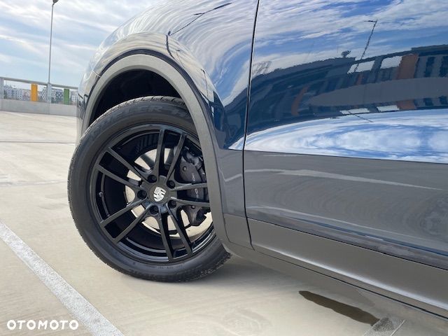 Porsche Cayenne - 17