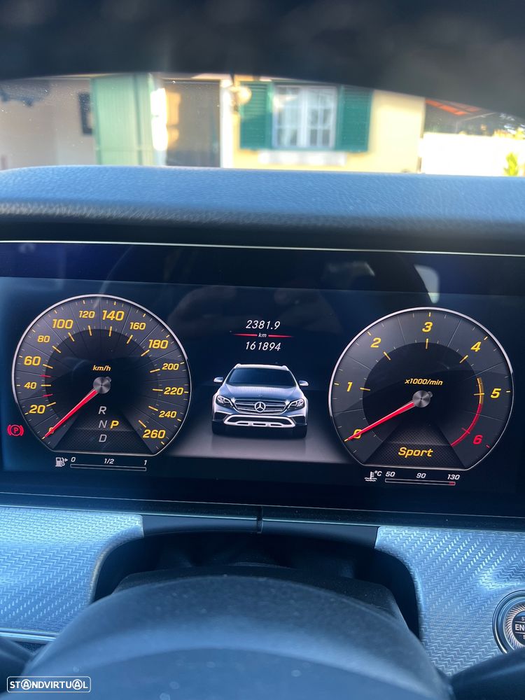 Mercedes-Benz E 220 d 4-Matic All Terrain Avantgarde + - 7