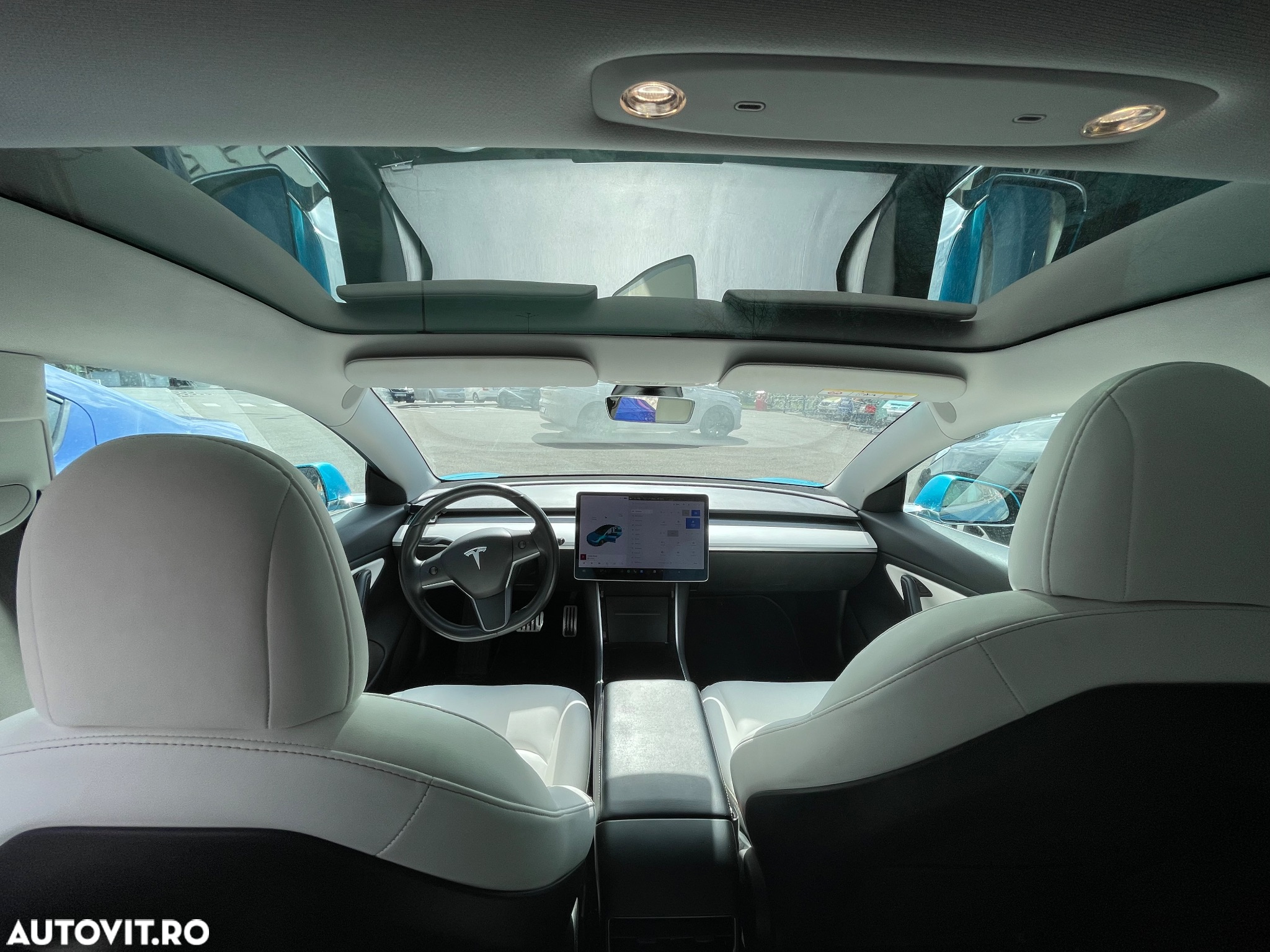 Tesla Model 3 - 7
