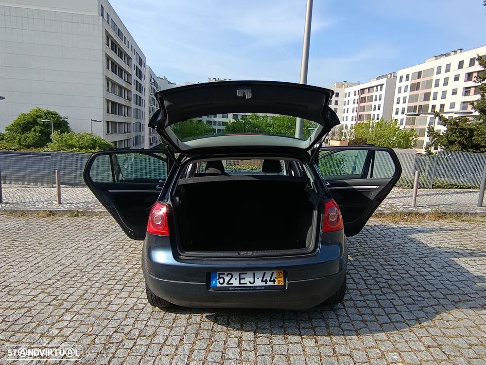 VW Golf 1.9 TDi Confortline DSG 7V - 4