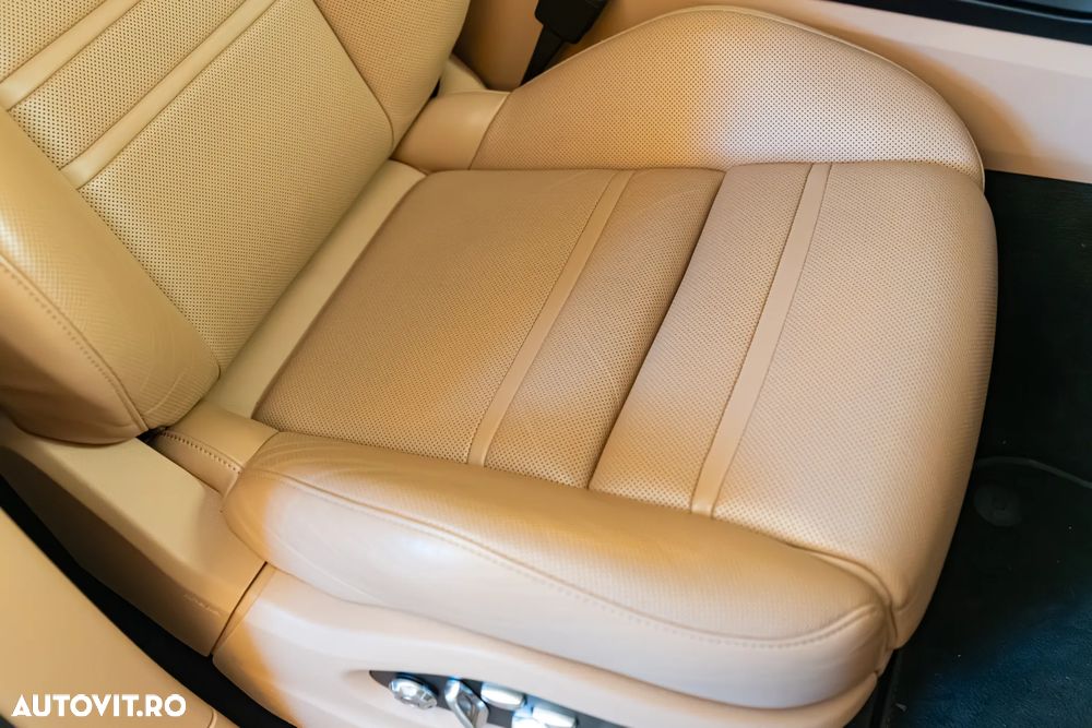 Porsche Cayenne E-Hybrid Tiptronic S - 35