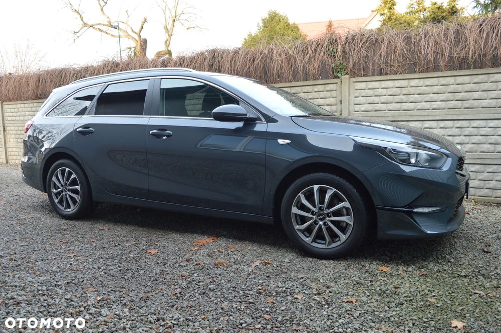 Kia Ceed 1.5 T-GDI Business Line Plus DCT - 10