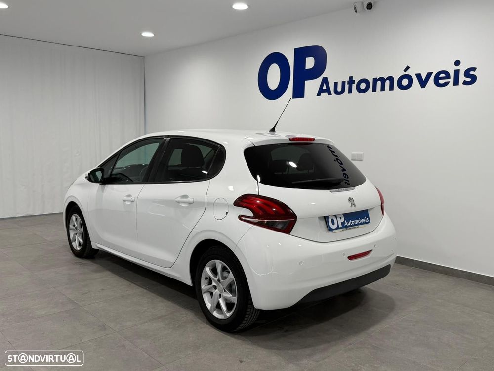 Peugeot 208 1.4 HDi Active - 3