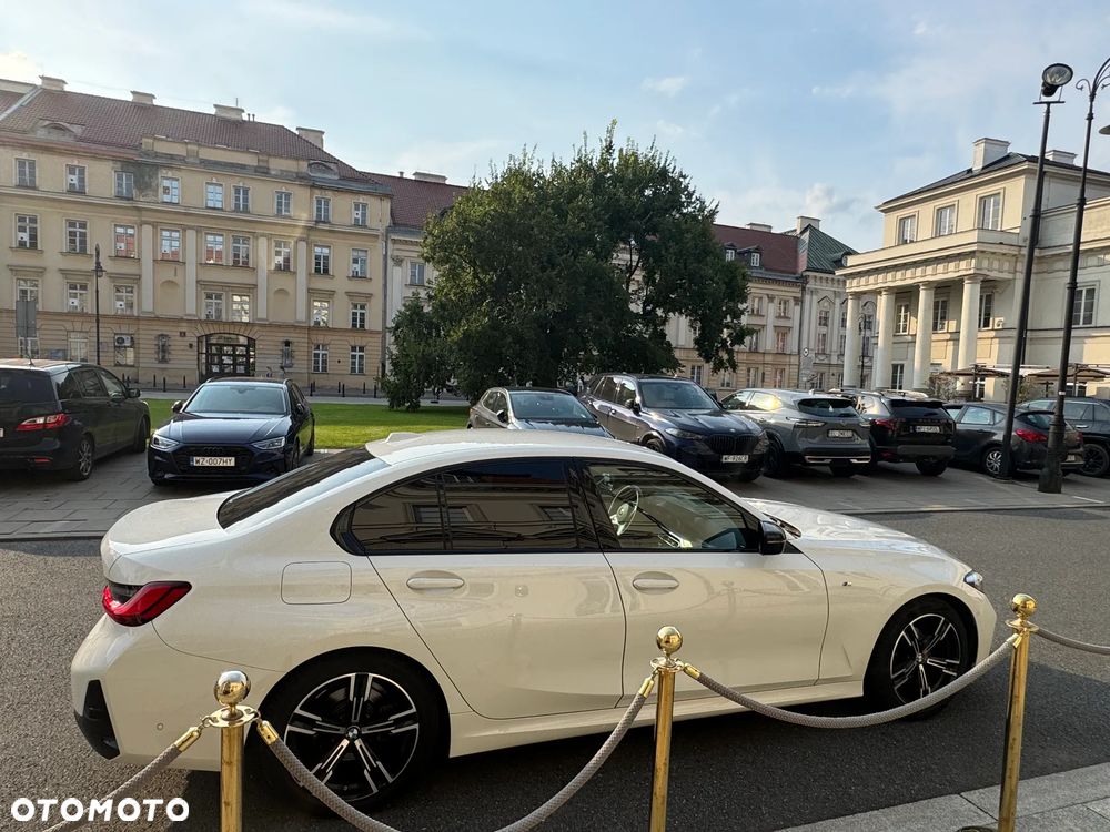 BMW Seria 3 318i M Sport - 1