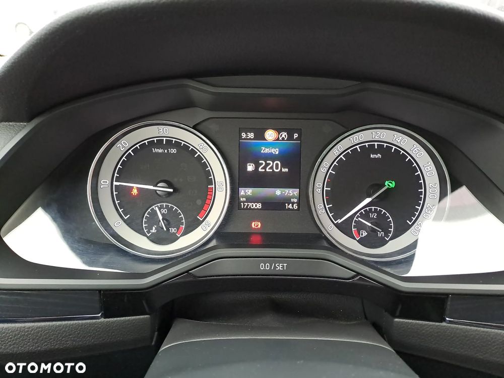 Skoda Superb 2.0 TDI SCR 4x4 Style DSG - 17