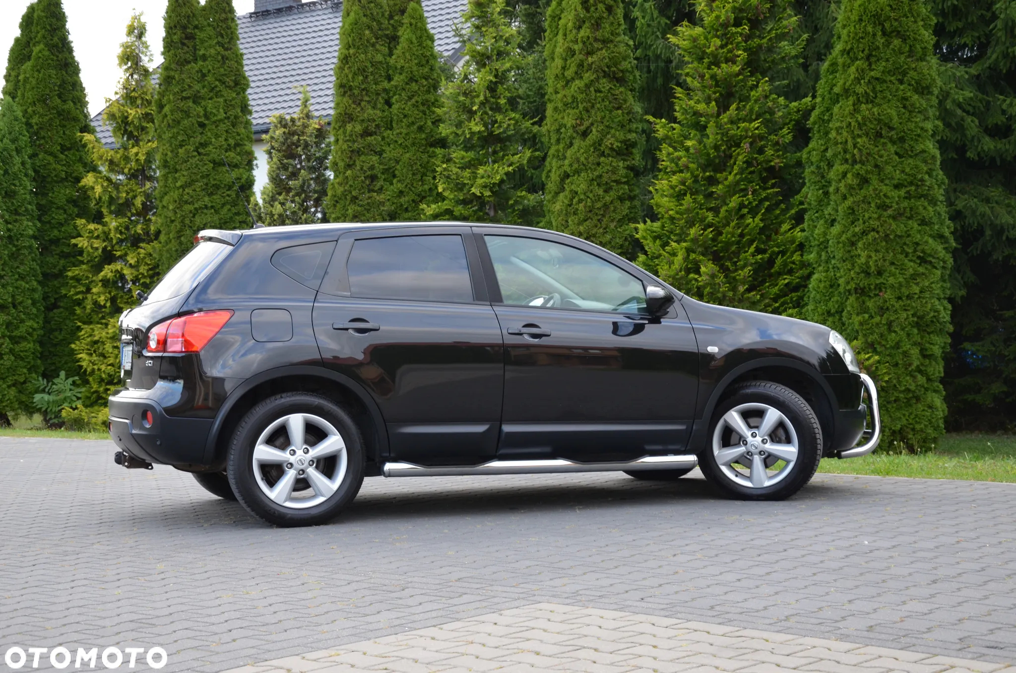 Nissan Qashqai - 25