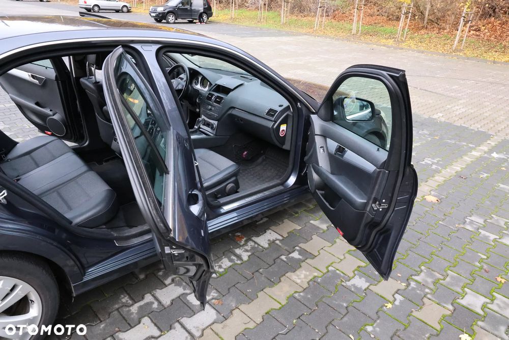 Mercedes-Benz Klasa C - 9