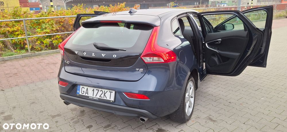 Volvo V40 T2 Kinetic - 6