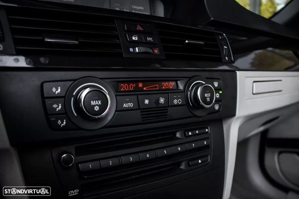 BMW 320 d Cabrio Auto - 36