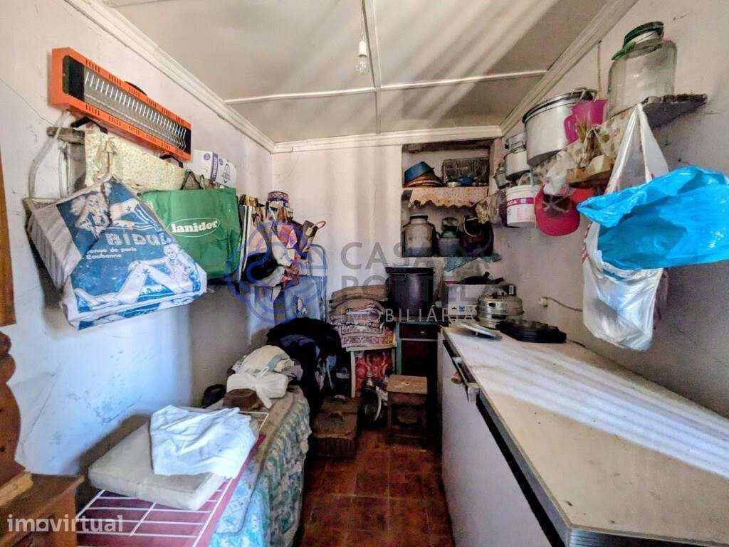Moradia em pedra para remodelação - Grande imagem: 5/21