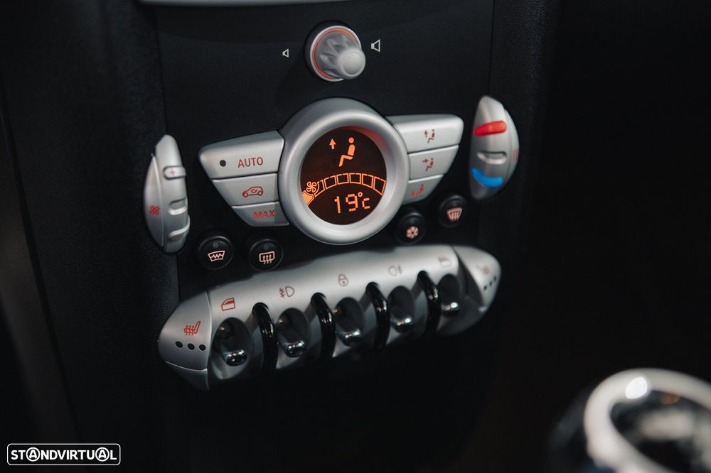 MINI 3 Portas Cooper S - 17