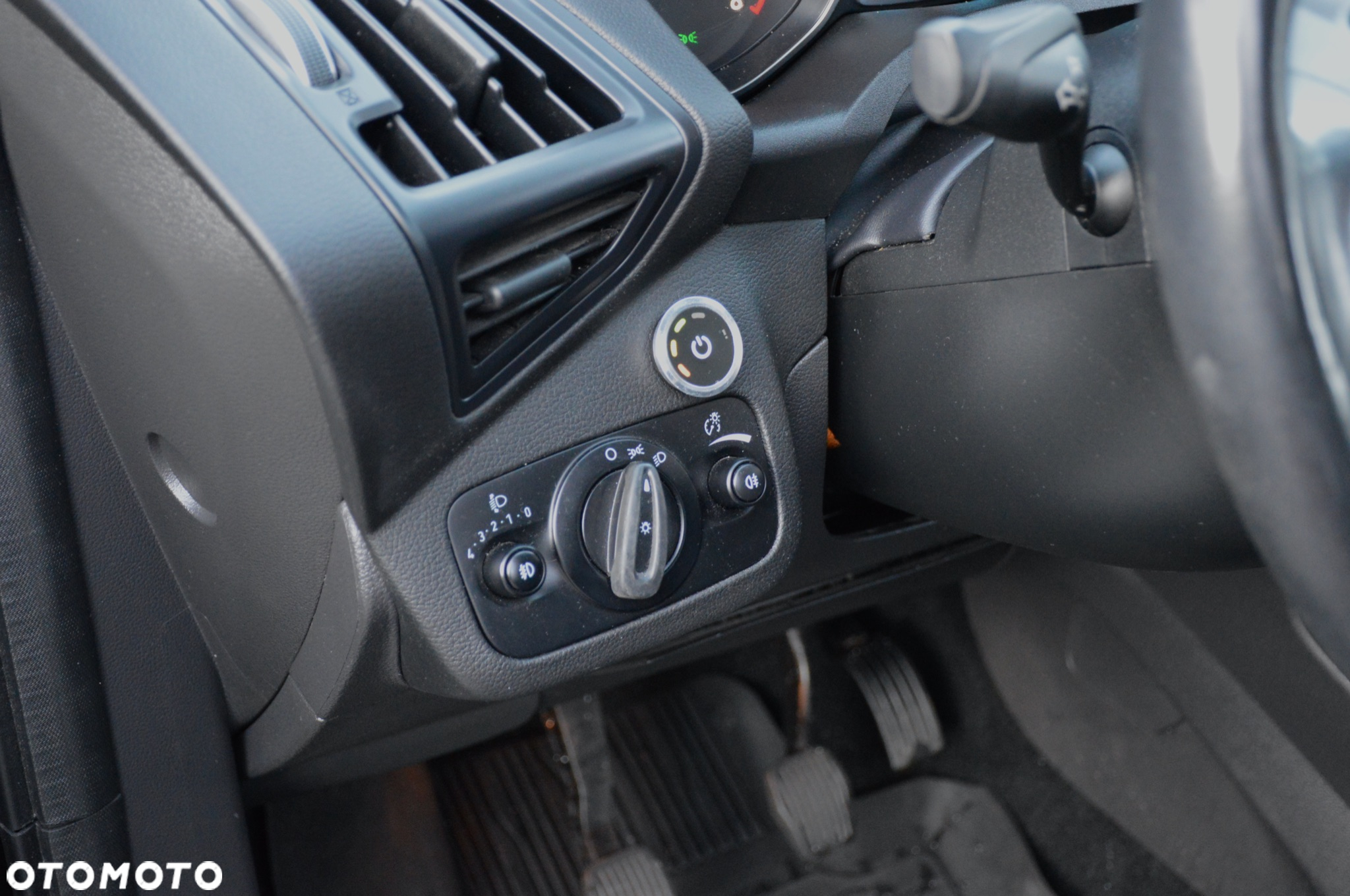 Ford Kuga 1.5 EcoBoost 2x4 Black & Silver - 35