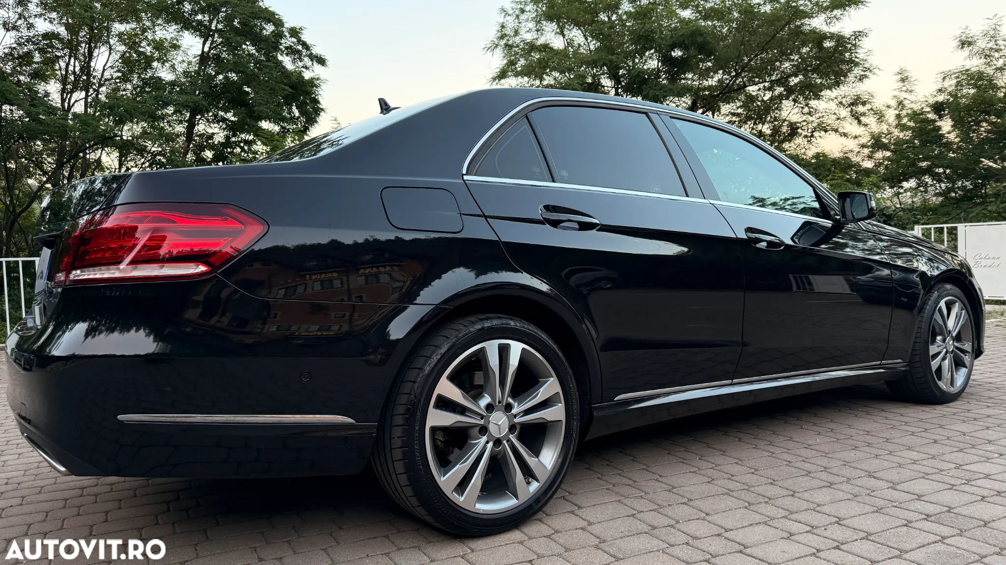 Mercedes-Benz E 250 BlueTEC 9G-TRONIC Avantgarde - 9