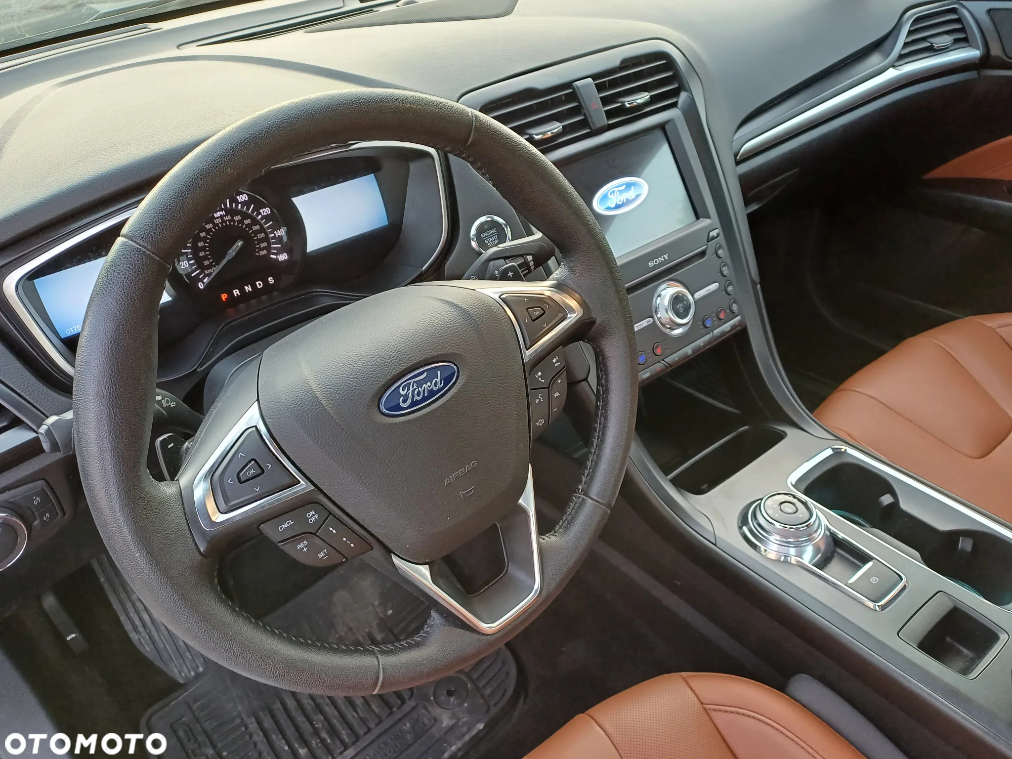 Ford Fusion 2.0 EcoBoost Titanium - 10
