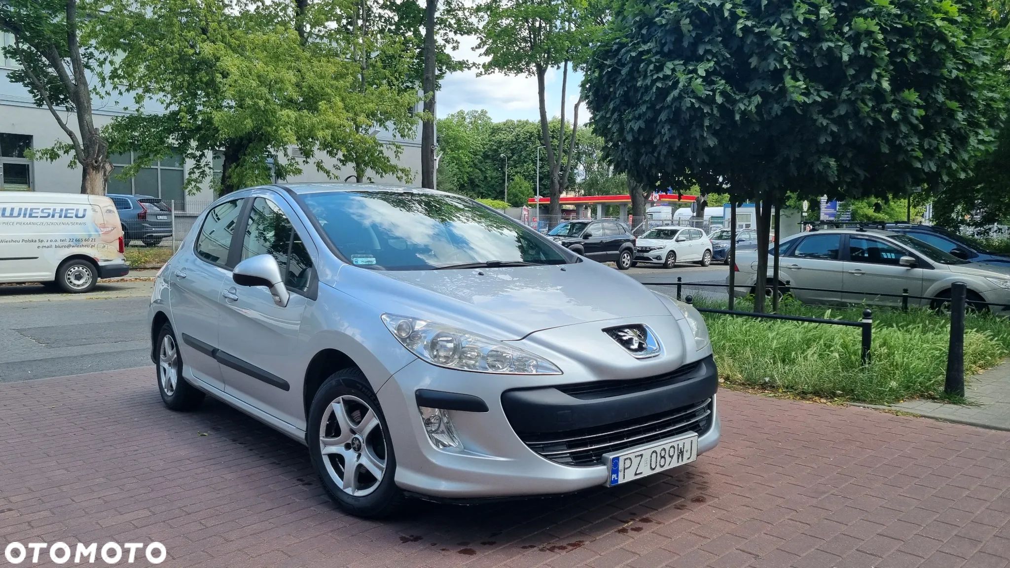 Peugeot 308 - 1