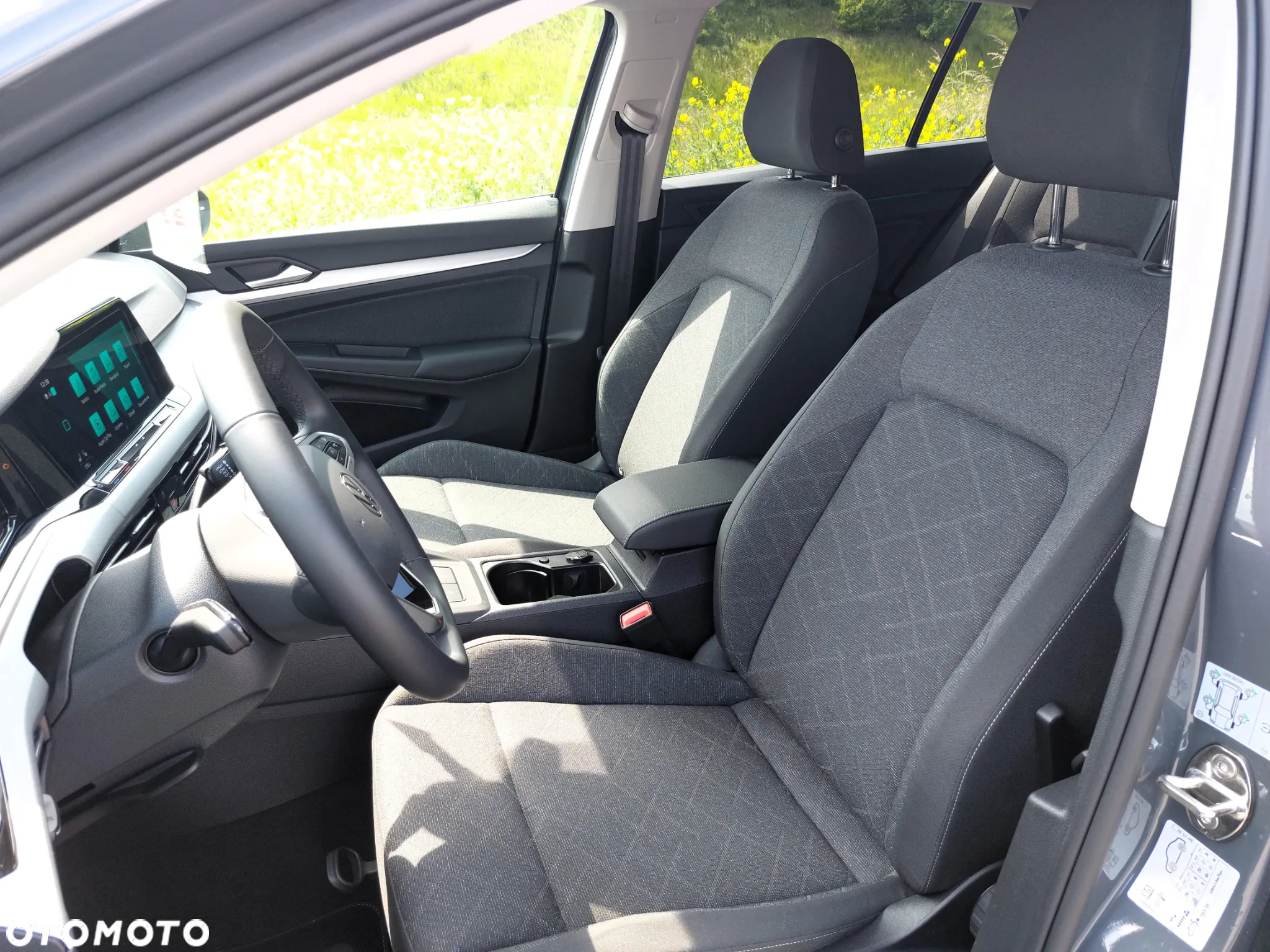 Volkswagen Golf VIII 2.0 TDI Life - 18