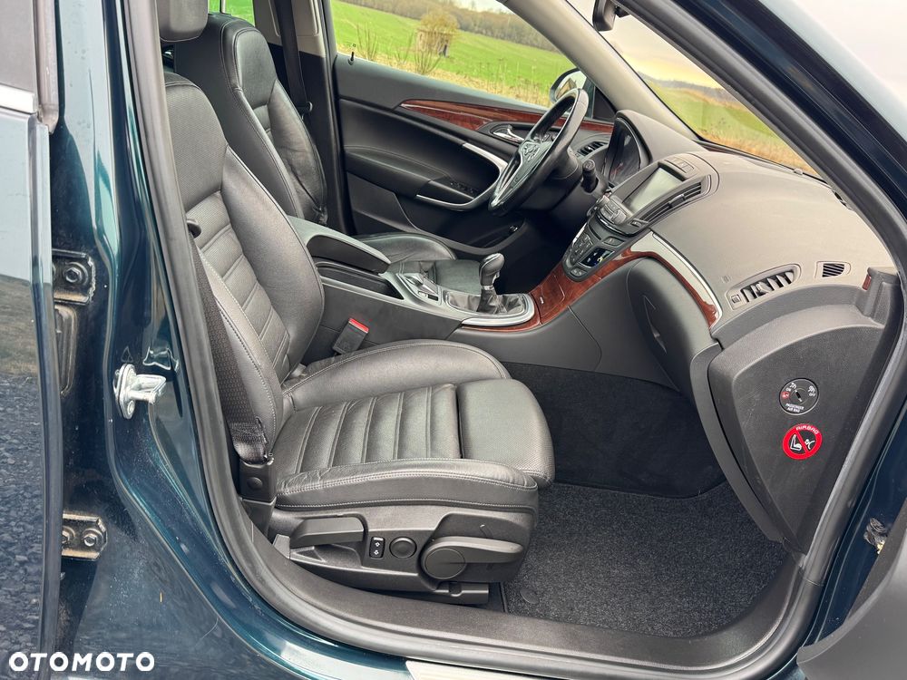 Opel Insignia - 8